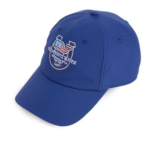 NWTS Vineyard Vines Classic Performance Derby Hat